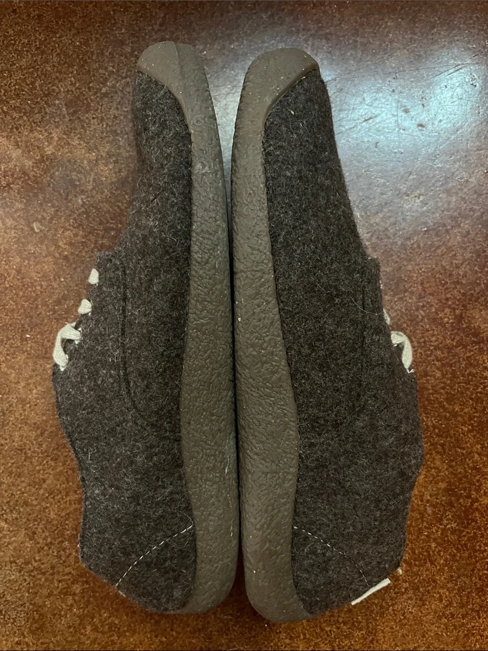 KEEN Men’s Dark BrownWool Sneakers with Light Brown Laces